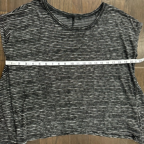 G:21 Sleeveless Top - Picture 7 of 8